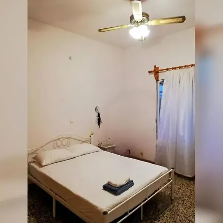Matina Paros شقة ناوسا