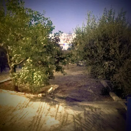 Matina Paros *