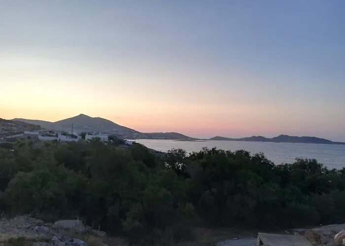 Matina Paros * Nausa